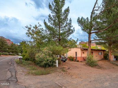 125 Sugarloaf St