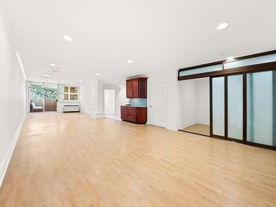 19-19 24th Ave #L310