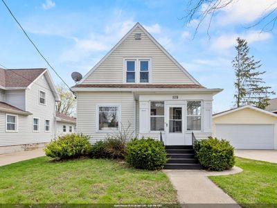 109 E Hancock St