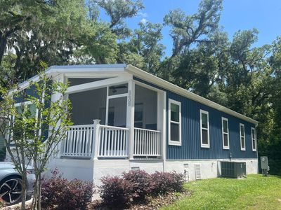 3605 Umbrella Tree Ln