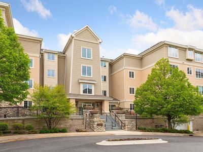 11484 Fairfield Rd W UNIT 301