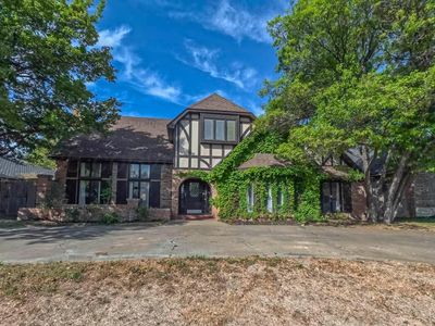 3504 Goodfellow Ln