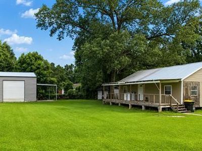 320 E Tram Rd