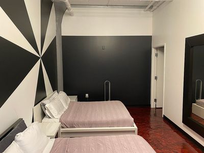 815 W Market St Unit 708