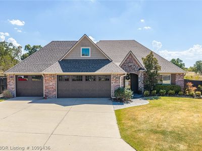 7900 Sumac Ct