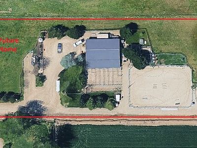 8502 Track Rd