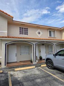 10101 W Okeechobee Rd APT 10202
