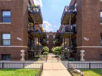 1151 W Grace St APT 1S