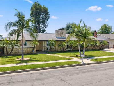 1020 La Serna Ave