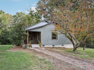 6421 Clarksville Pike