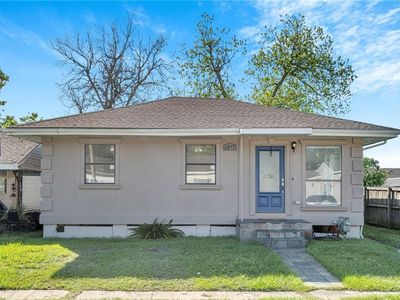 1012 Center St