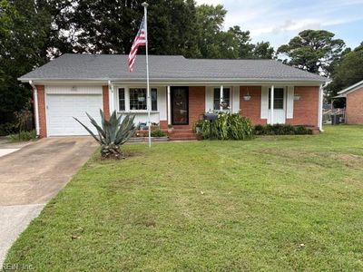 15 Beach Rd