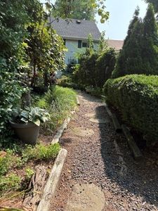 Property at 11 Sawyer Pl, Plymouth, MA