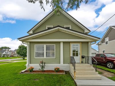 826 10th Ave SW