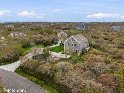 4 Flintlock Rd