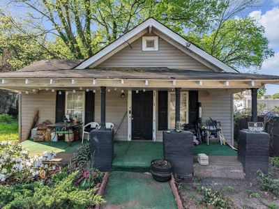 1001 W Bramlett Rd