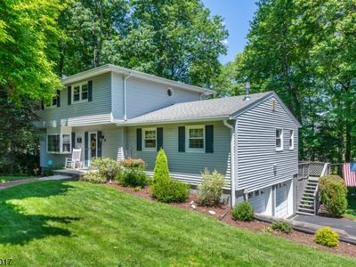 10 Brittany Road