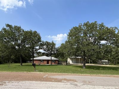 895 Lakeview Dr