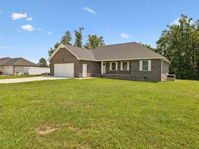 73 Marys Ln