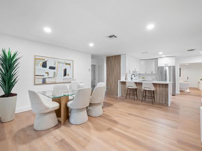 5341 NE 17th Terrace