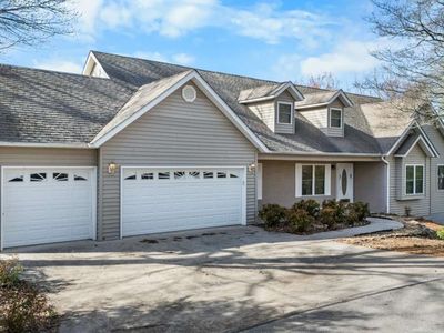 193 E Trace Dr