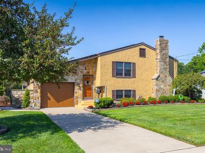 329 Carson Ave