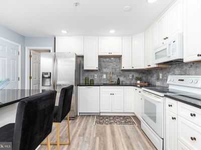 11602 Masters Ln APT 120