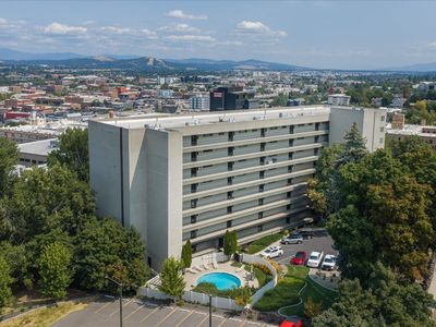 700 W 7th Ave Unit 205