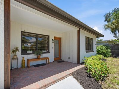 4925 REMINGTON DRIVE