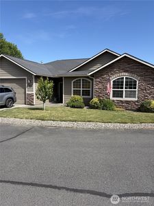 Property at 763 SE Bedford Loop, College Place, WA