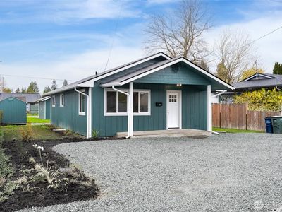 944 Fidalgo Street