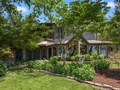 2132 Island Dr