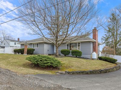 55 Crystal St