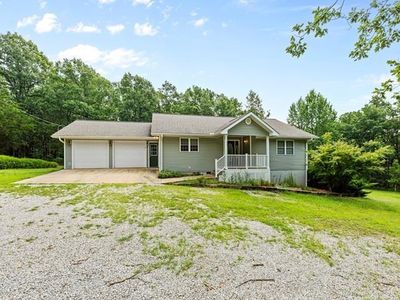 268 Phelps Rd