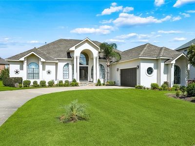 6230 Eastover Dr