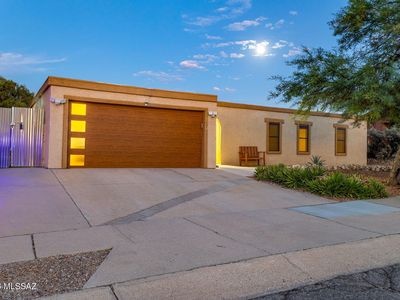 1202 N Avenida Cascada