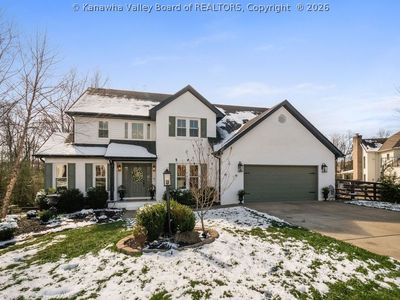 4 Greenbrier Ave