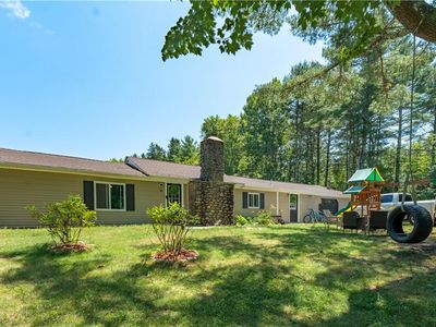 40 Nipmuc Trl