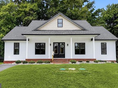 23195 Esperanza Dr