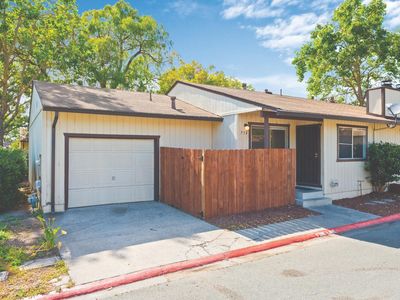 754 Agnew Place