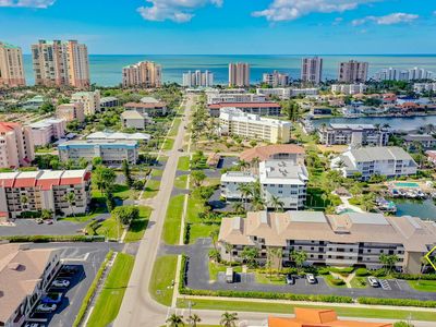 1051 Swallow Ave UNIT 207