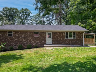 2050 Highview Dr