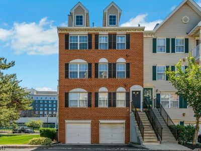 72 Marrow St