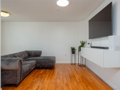 2023 Belmont Avenue #5C