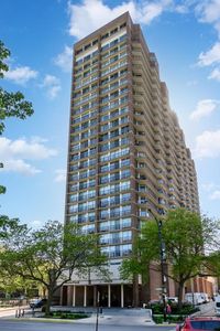 4170 N Marine Dr APT 24H