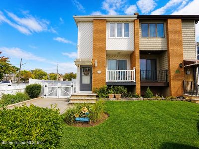 283 Elverton Ave