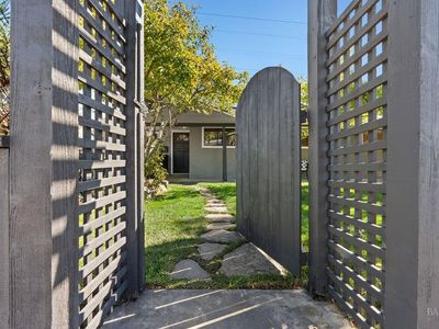 251 Flamingo Road