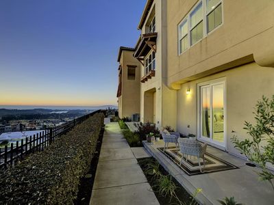 2001 Ocean View Ct #D