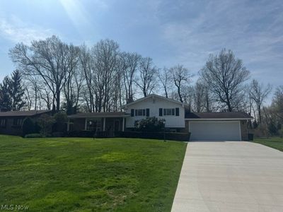 525 Brookpark Dr