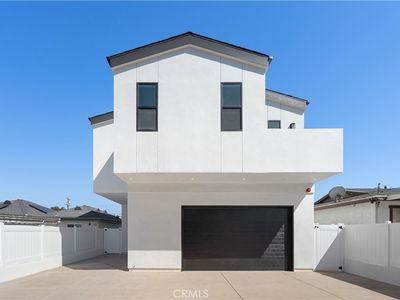 15634 Sombra Ave #B